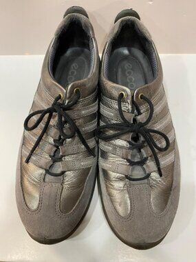ECCO Metallic Silver Lace Up Suede/Leather Shoes, Size 38/7.5